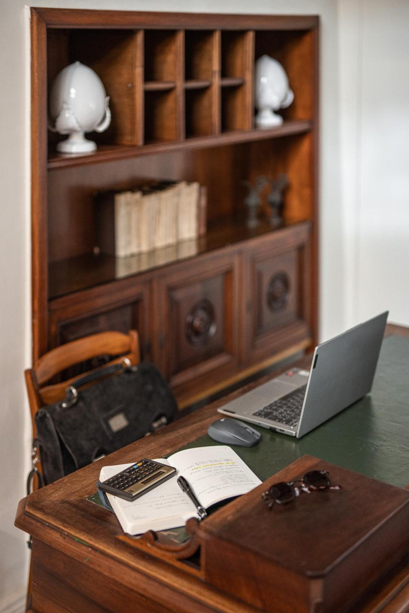 Palazzo Savino Southern Italian Lifestyle - Epoca Collection *