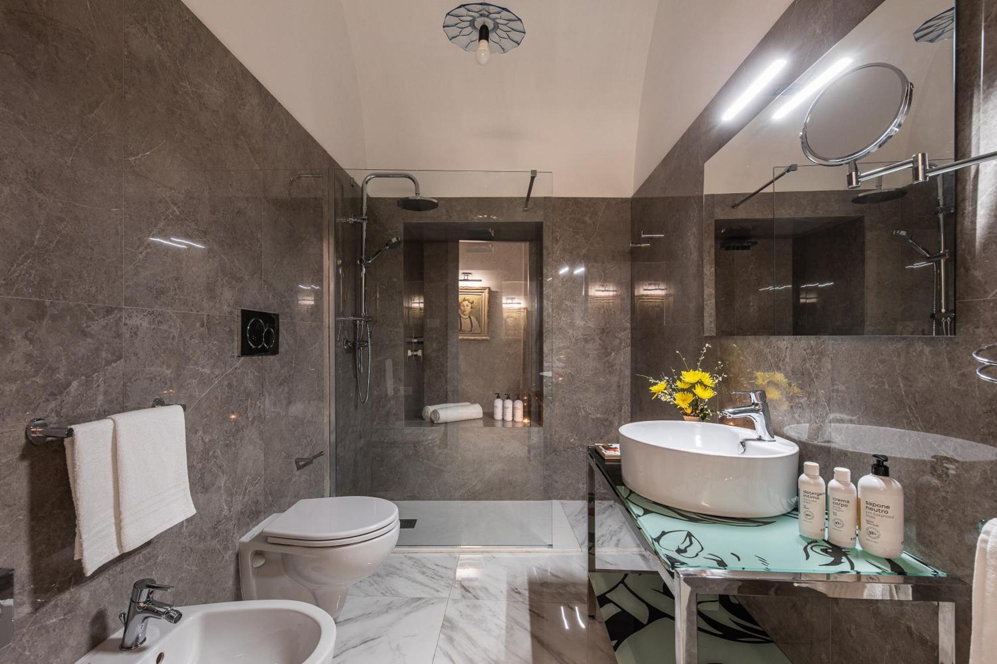 Palazzo Savino Southern Italian Lifestyle - Epoca Collection * Mesagne